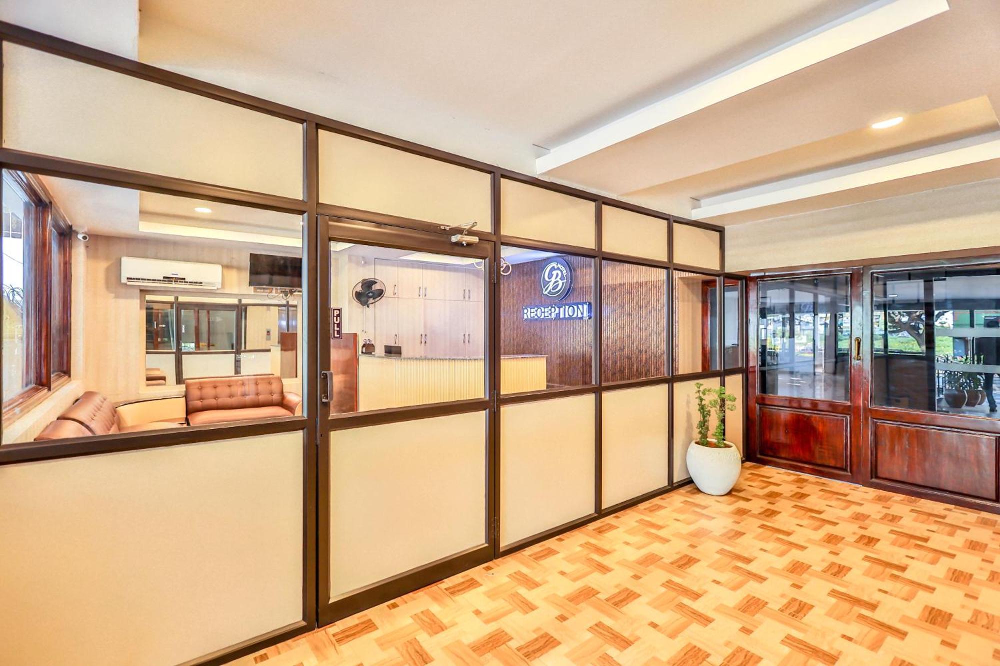 Hotel Golden Bliss Ποντισερί Εξωτερικό φωτογραφία