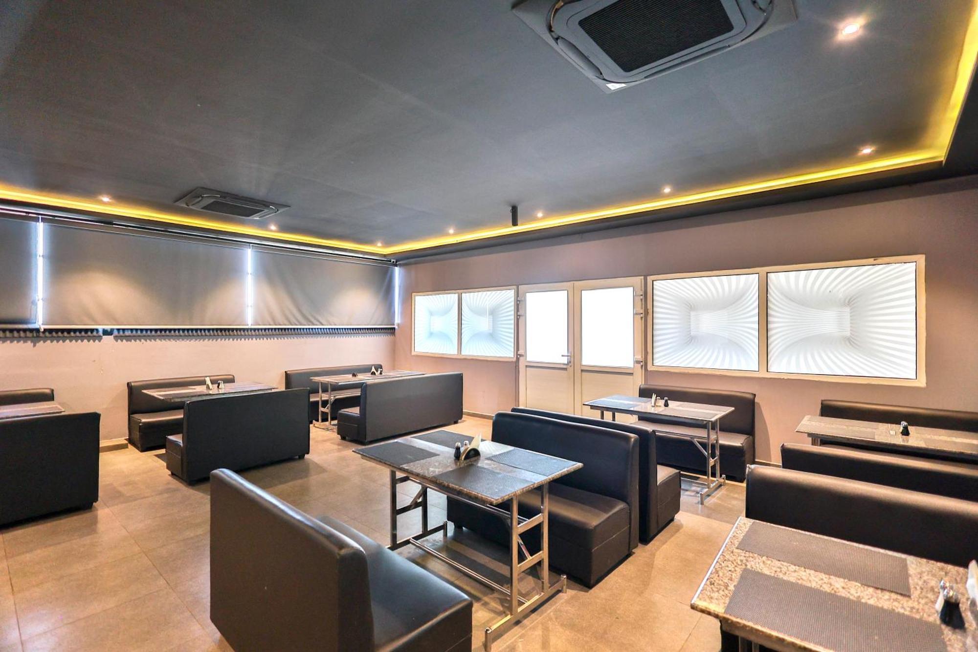 Hotel Golden Bliss Ποντισερί Εξωτερικό φωτογραφία