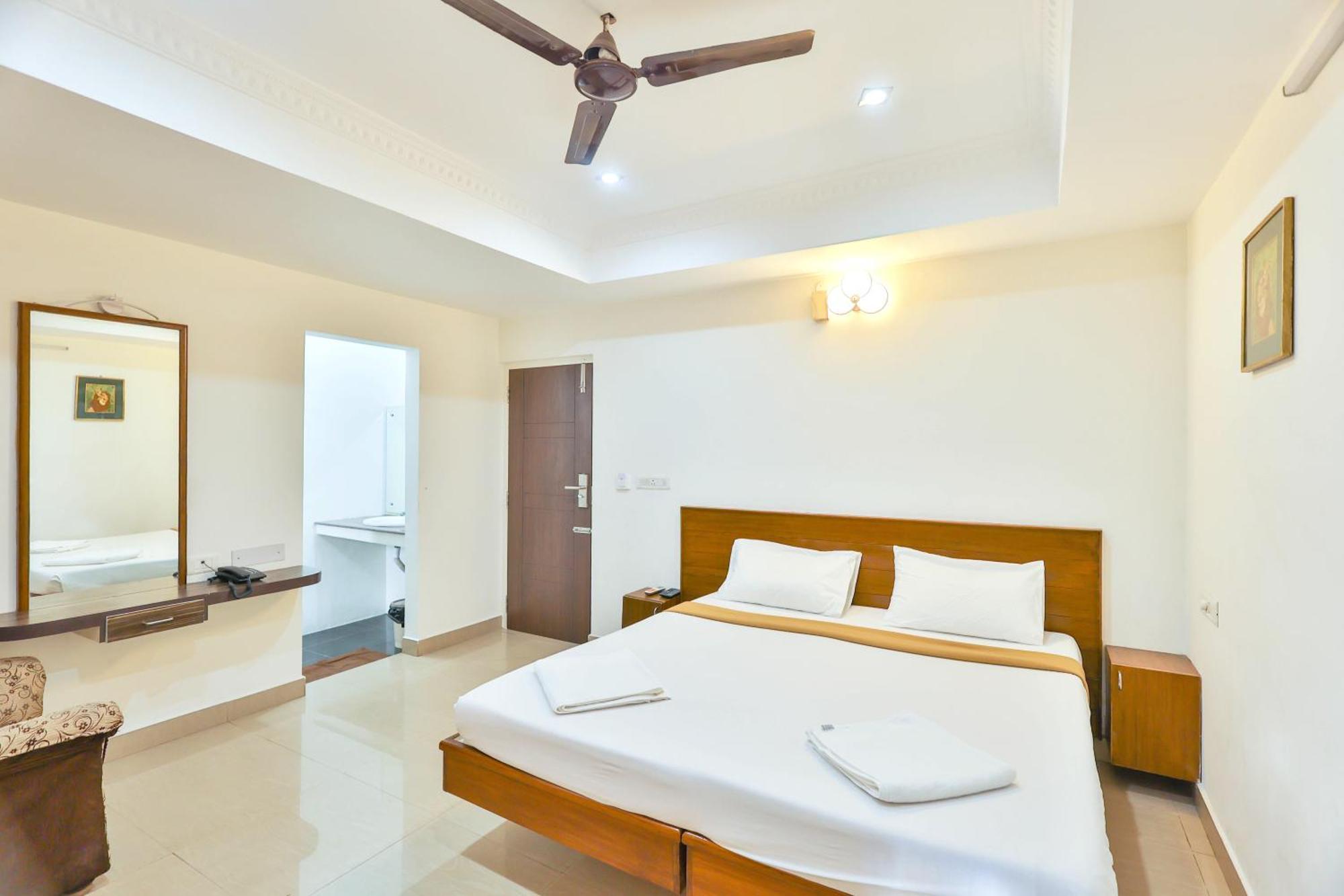 Hotel Golden Bliss Ποντισερί Εξωτερικό φωτογραφία